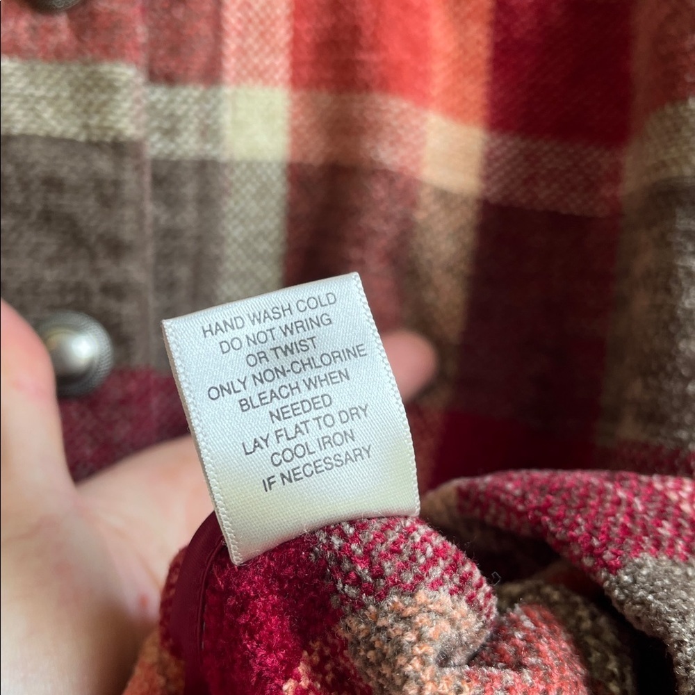 Vintage Christopher & Banks Cozy Red Multi Plaid Chenille Oversized Jacket EUC - Picture 4 of 9